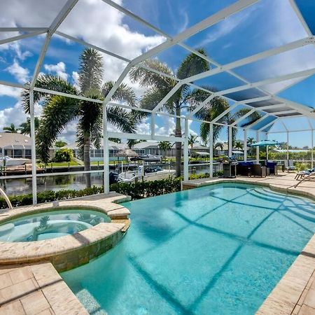 Villa Martinique By Coralvilla Cape Coral Exterior photo