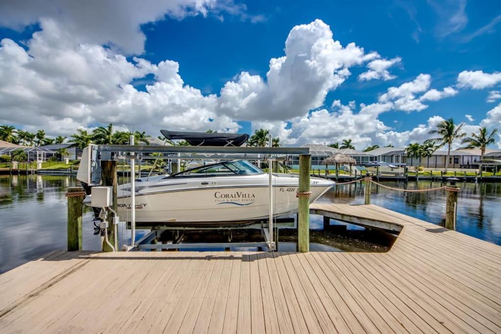 Villa Martinique By Coralvilla Cape Coral Exterior photo