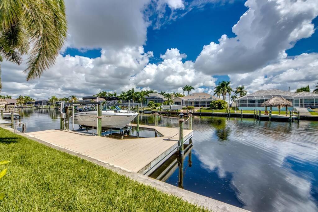 Villa Martinique By Coralvilla Cape Coral Exterior photo
