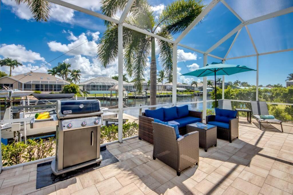 Villa Martinique By Coralvilla Cape Coral Exterior photo